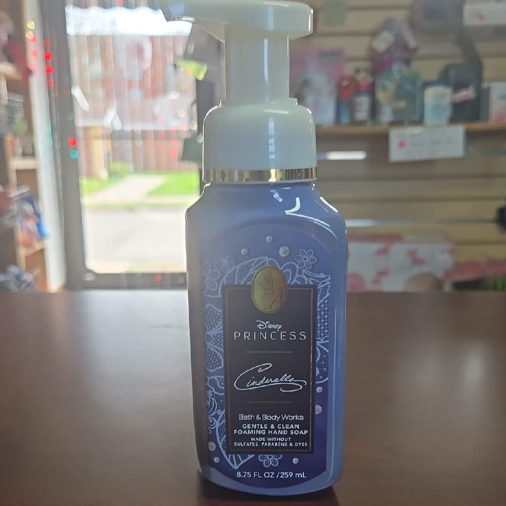 Bath & Body Works Disney Cinderella Foaming Hand Soap